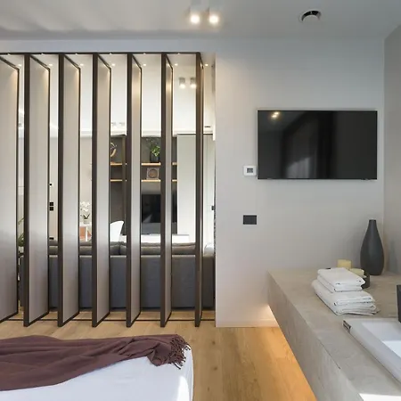 아파트 Aera Luxury Suites By Wonderful Italy